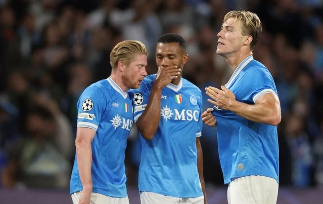 破防了！休斯顿火箭操作6换1，就引进了28+10+4超级巨星